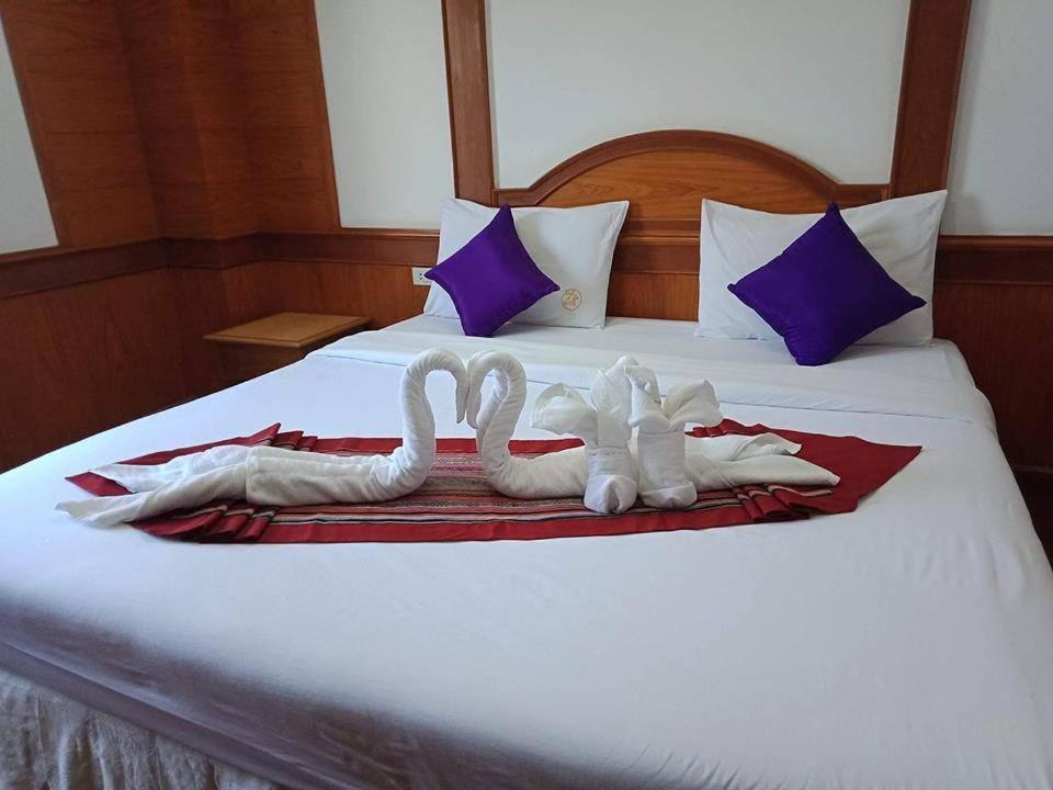 Zaza Hotel Samut Prakan Exterior photo